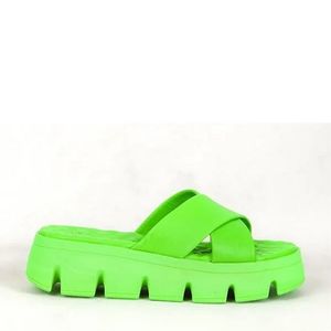 platform slipper groen