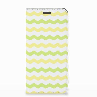 Motorola Moto E5 Play | Hoesje met Magneet | Waves Yellow