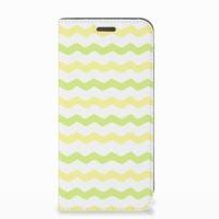 Motorola Moto E5 Play | Hoesje met Magneet | Waves Yellow