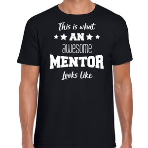 Cadeau t-shirt voor heren - awesome mentor - zwart - docent/leraar/schooljaar bedankje