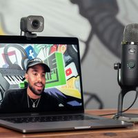 Logitech StreamCam webcam - thumbnail