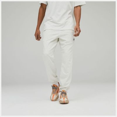 New Balance Trainingsbroek Essentials French Terry Unisex - Wit New Balance Trainingsbroek Essentials French Terry Unisex - Wit