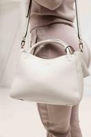Guess Brenton Tas Dames Beige - Kleur: Beige | Soccerfanshop Guess Brenton Tas Dames Beige - Kleur: Beige | Soccerfanshop