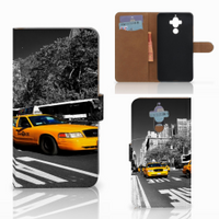 Huawei Mate 9 Flip Cover New York Taxi - thumbnail