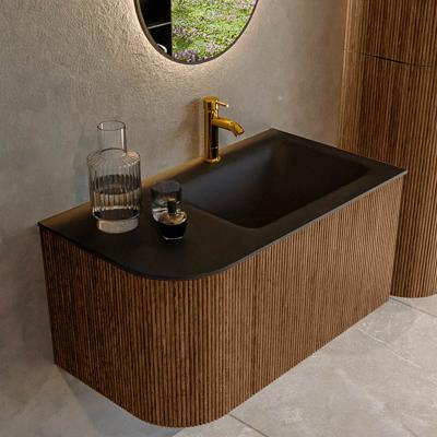 Mondiaz KURVE 85 cm Onderkast Greeploos 1 Lade Met Deuren Walnut, Wastafel Solid Surface Rechts Urban 1 Kraangat Zonder Spiegel (KRVCLO85L1L1D1KR-Wal/Urb)