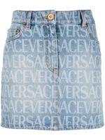 Versace minijupe Versace Allover en denim - Bleu