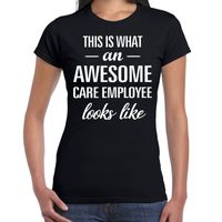 Awesome care employee cadeau t-shirt zwart voor dames - thumbnail