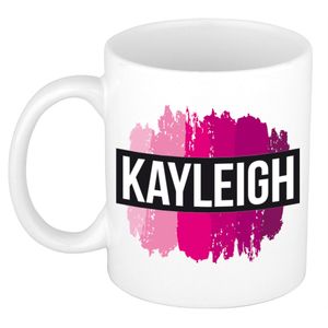 Naam cadeau mok / beker Kayleigh met roze verfstrepen 300 ml