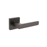 Intersteel Deurklink Hera op vierkante rozet antraciet grijs