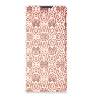 Motorola Edge 30 Pro | Hoesje met Magneet | Pattern Orange