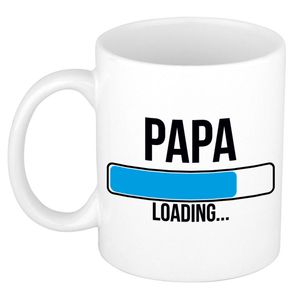 Papa loading cadeau mok / beker wit 300 ml - feest mokken