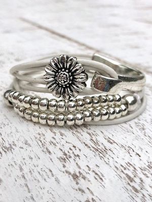 Boho Silver Floral Pattern Beaded Leather Rope Layered Bracelet Beach Vacation Ethnic Jewelry Boho Silver Floral Pattern Beaded Leather Rope Layered Bracelet Beach Vacation Ethnic Jewelry