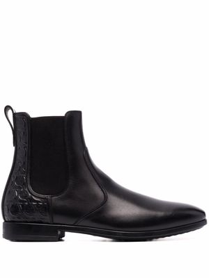 Ferragamo bottines à motif Gancio embossé - Noir