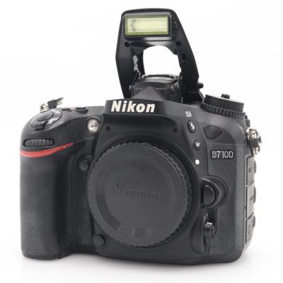 Nikon D7100 body occasion
