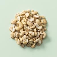 cashew stukjes ongebrand 5,5 kg emmer