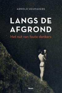Langs de afgrond (Paperback)