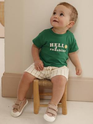 Short voor babyjongens van biologisch katoen ecru