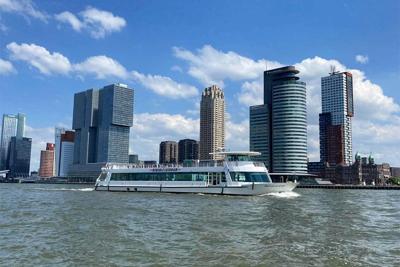 Rondje Rotterdam | Bewonder de stad vanaf het water