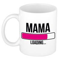Mama loading kado koffiemok - beker wit - 300 ml - Cadeau aanstaande mama - moeder