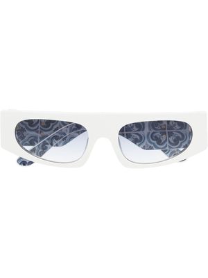 Dolce & Gabbana Eyewear lunettes de soleil carrées à plaque logo - Blanc