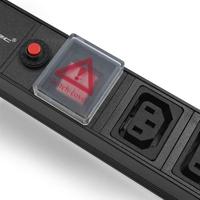 Qoltec 53998 Stekkerdoos voor RACK 19 "| 1U | 10A | PDU | 8xIEC C13 | 2m