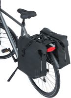 Basil soho dubbele fietstas nordlicht - waterdicht, pu, rolltopsluiting, geschikt voor mik, 41 ltr, night zwart