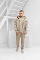 Cou7ure Essentials Basic Zipper Trainingspak Heren Lichtbruin - Maat XS - Kleur: Lichtbruin | Soccerfanshop