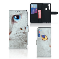 Motorola G8 Power Telefoonhoesje met Pasjes Witte Kat