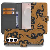 Telefoonhoesje | Met pasjeshouder | Samsung Galaxy S25 FE Slangen Design PU Leder 3 Pasjes