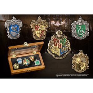 Noble Collection Harry Potter: Hogwarts House Crest Pin Set decoratie