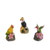 Vogel op rots sensor polyresin 7x6x11cm