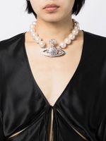 Vivienne Westwood collier serti de perles à plaque Orb - Argent