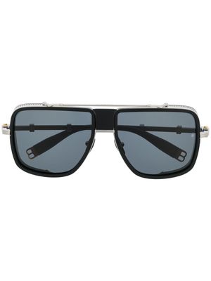 Balmain Eyewear x Akoni lunette de soleil à monture pilote - Argent