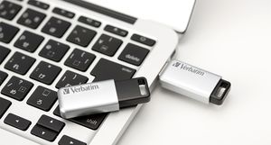 Verbatim Secure Pro USB-stick 32 GB Zilver-zwart 98665 USB 3.2 Gen 1 (USB 3.0)