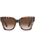 Burberry Eyewear lunettes de soleil Kitty à carreaux - Marron