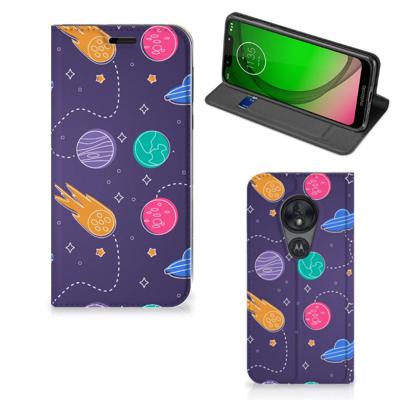 Motorola Moto G7 Play Hippe | Standcase | Space