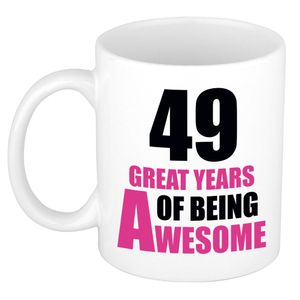 49 great years of being awesome cadeau mok / beker wit en roze