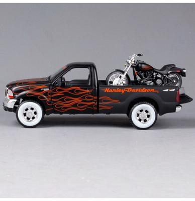 1999 Ford F350 Super Duty + FXSTB Night Train Harley-Davidson 1:24 Model Set