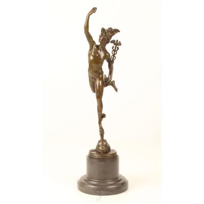 EEN BRONZEN BEELDHOUWWERK VAN "MERCURY"