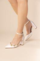 The Perfect Bridal Company Jamun Goud En Ivoor Bloem Schoenclip