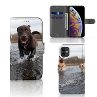 Apple iPhone 11 Telefoonhoesje met Pasjes Honden Labrador - thumbnail