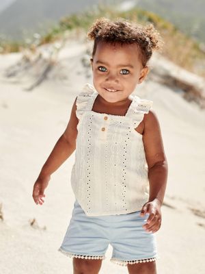 Babyshort met kwastjes hemelsblauw