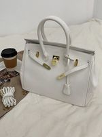 Large Capacity Twist Lock Handbag Crossbody Bag