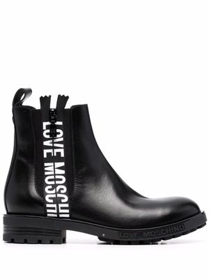 Love Moschino bottines chelsea à bande logo - Noir