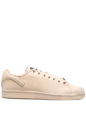 Raf Simons baskets lacées à bout rond - Tons neutres