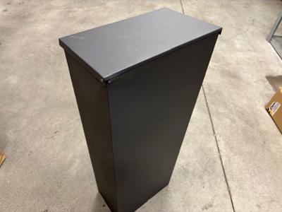 2e Keus - PAKKETBRIEVENBUS ALLUX 600 ANT