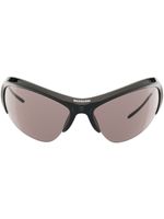 Balenciaga Eyewear lunettes de soleil Bat à monture papillon - Noir