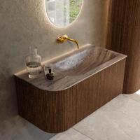 Badmeubel Mondiaz Kurve-Dlux | 95 cm | Meubelkleur Walnut | Wastafelkleur Oza | Solid surface | Wasbak rechter zijde spoelbak | Zonder kraangat(en) Badmeubel Mondiaz Kurve-Dlux | 95 cm | Meubelkleur Walnut | Wastafelkleur Oza | Solid surface | Wasbak rechter zijde spoelbak | Zonder kraangat(en)