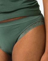 HEMA Damesslip naadloos micro met kant donkergroen (donkergroen)