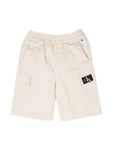 Calvin Klein Kids bermuda à patch logo - Tons neutres